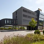 Hotel Business Ambio 4*