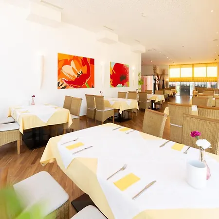 Hotel Business Ambio 4*