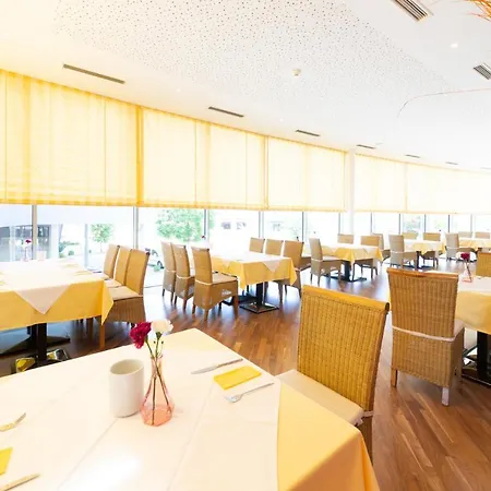 Hotel Business Ambio 4*