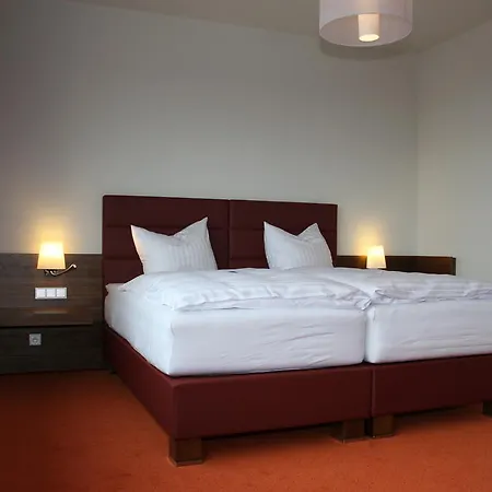 Hotel Business Ambio 4*