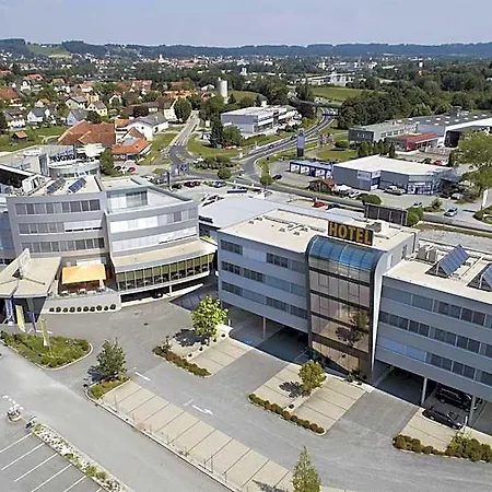 Hotel Business Ambio 4*
